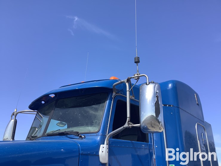 2013-peterbilt-386-image-11