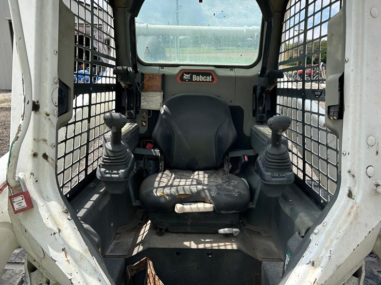 2021-bobcat-t66-image-12