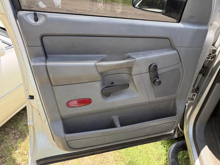 2008-dodge-ram-2500-image-14