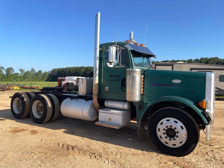 1998-peterbilt-379-image-5