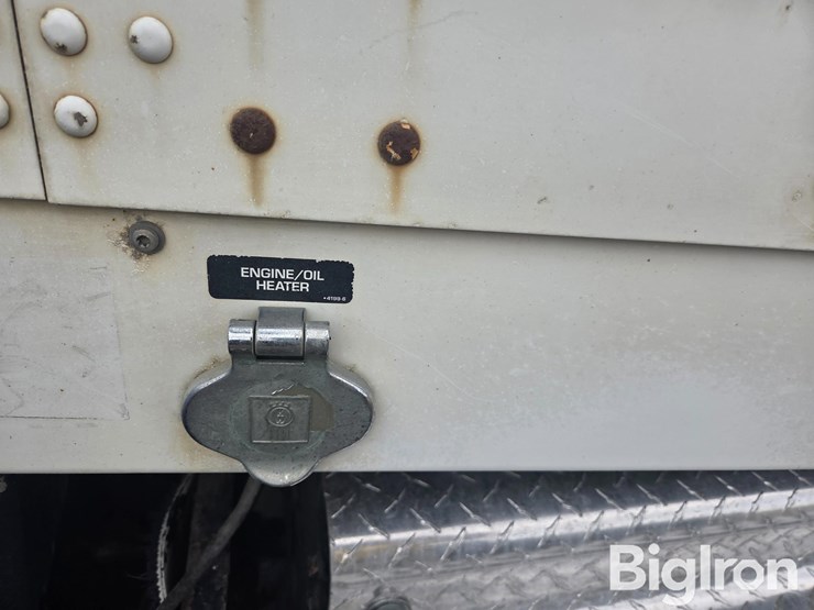 2001-kenworth-t800b-image-15