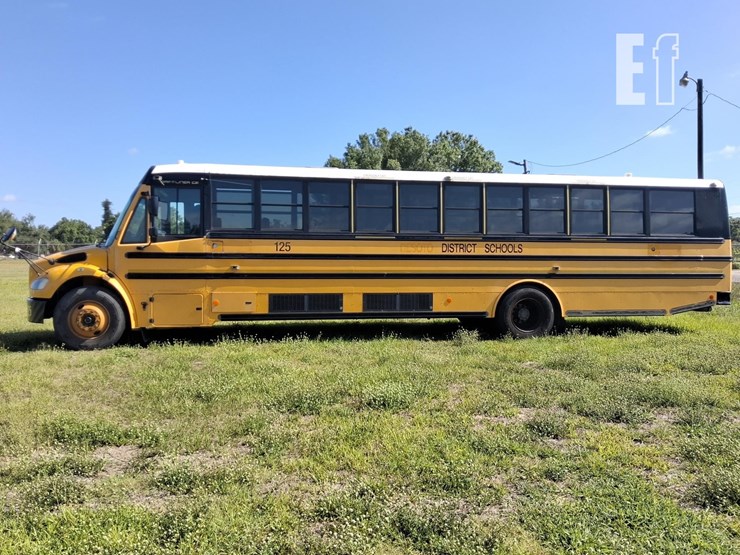 2014-thomas-built-buses-341ts-image-2