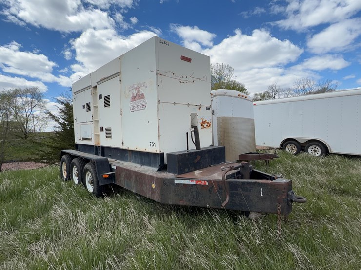 wisper-watt-dca-400ssv-generator-image-2