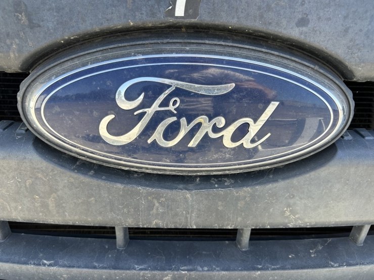 2015-ford-f350-sd-image-9