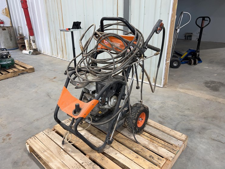 2023-stihl-rb-800-pressure-washer-image-1