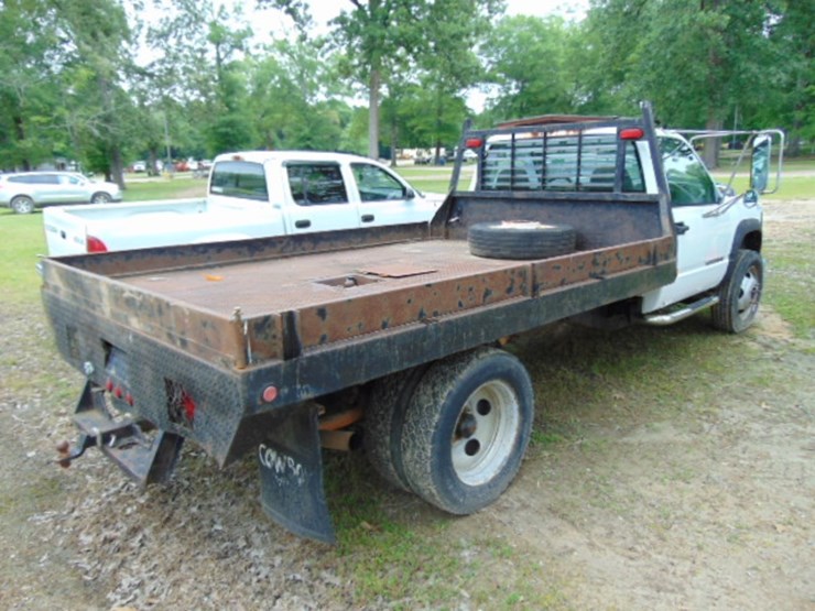 1999-gmc-3500-image-2