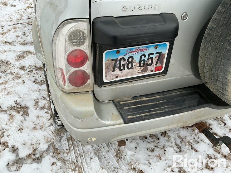 2002-suzuki-grand-vitara-image-19