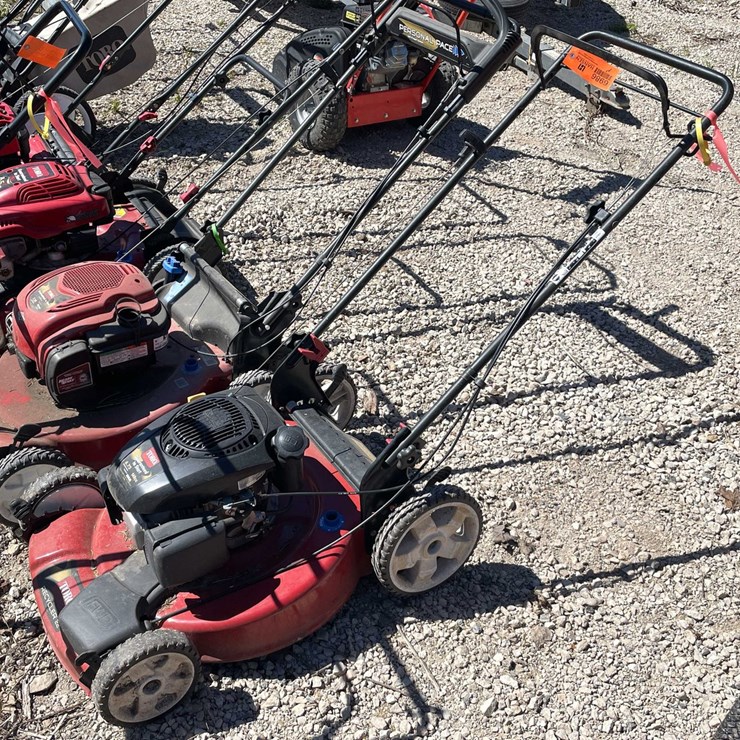 #6986 • Toro Lawn Mower