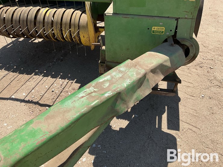 john-deere-24t-image-12