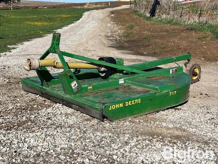 john-deere-717-image-1