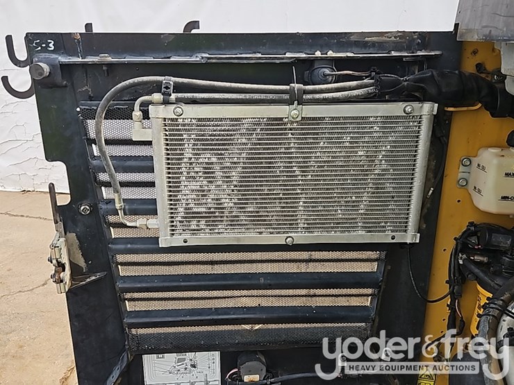 2019-caterpillar-289d-image-24