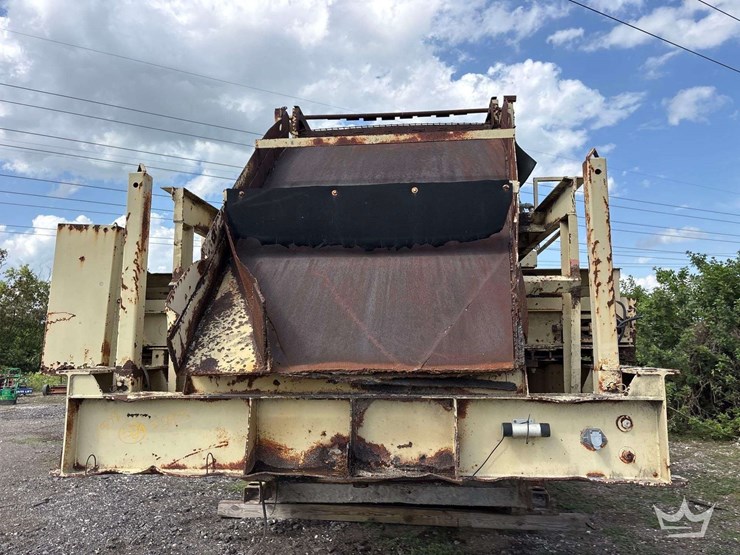 cedarapids-towable-trommel-screener-image-7