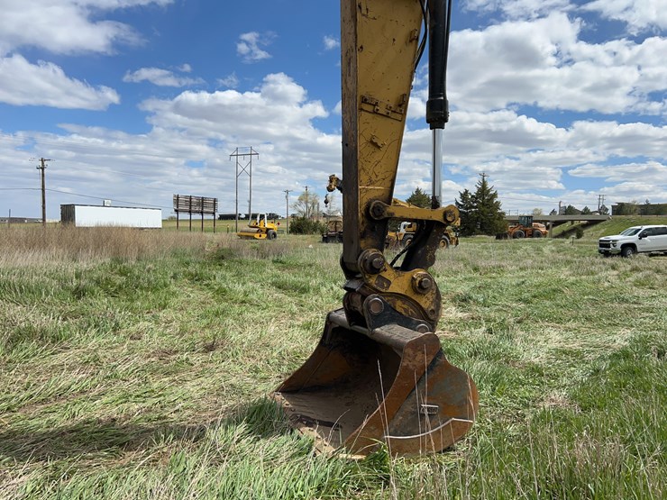 2012-caterpillar-321d-excavator-image-27