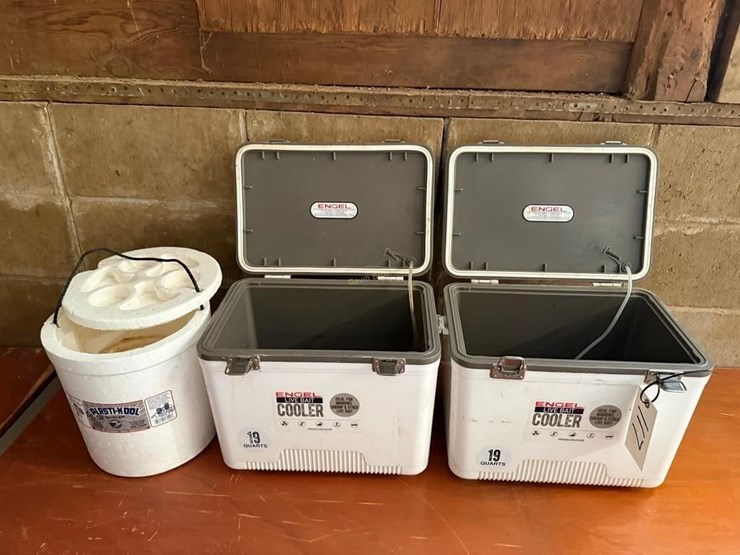 (2)-engel-live-bait-coolers-&-other-image-1