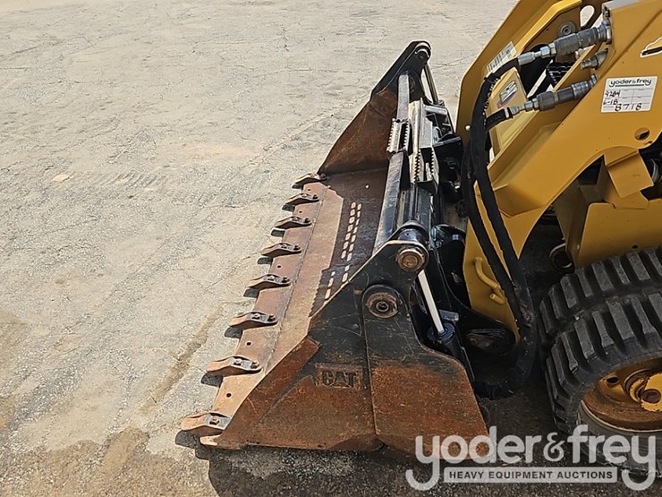 2023-caterpillar-259d3-image-9