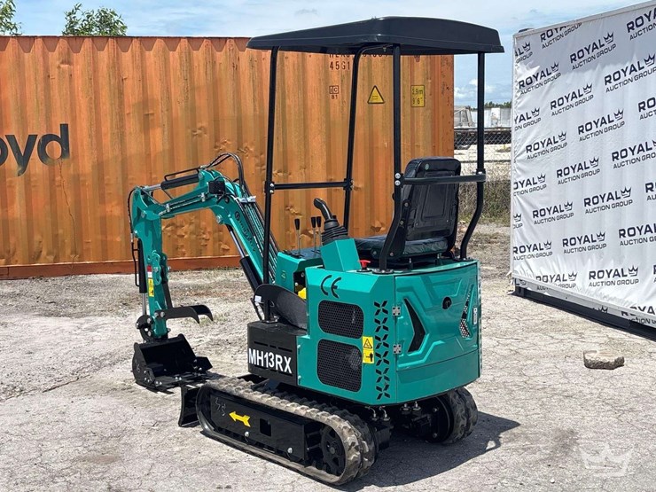 2026-cfg-industrial-mh13rx-mini-excavator-image-4
