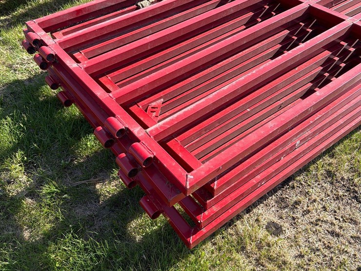 6-8ft-livestock-gates-image-3