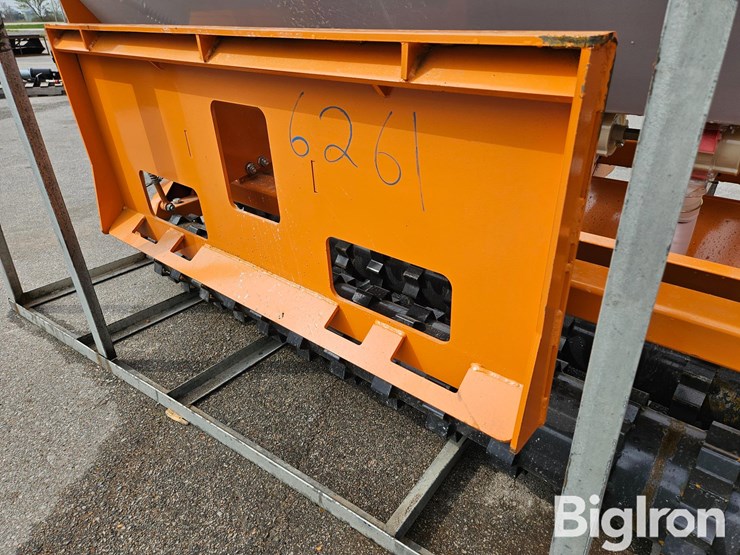 2025-caterpillar-12-image-20