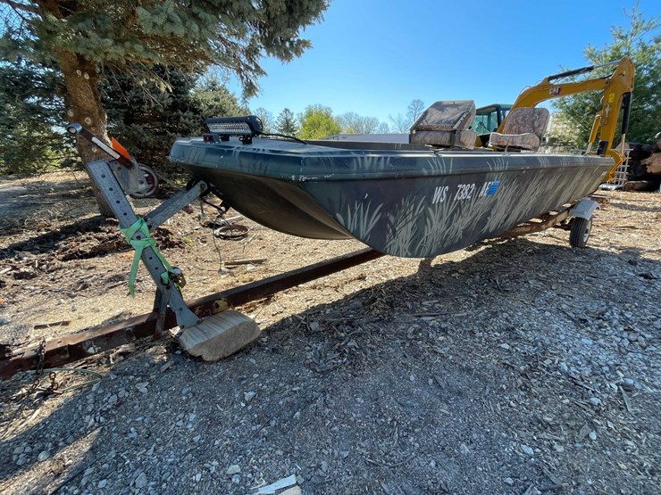 #6932-•-camouflage-duck-boat-with-trailer-image-2