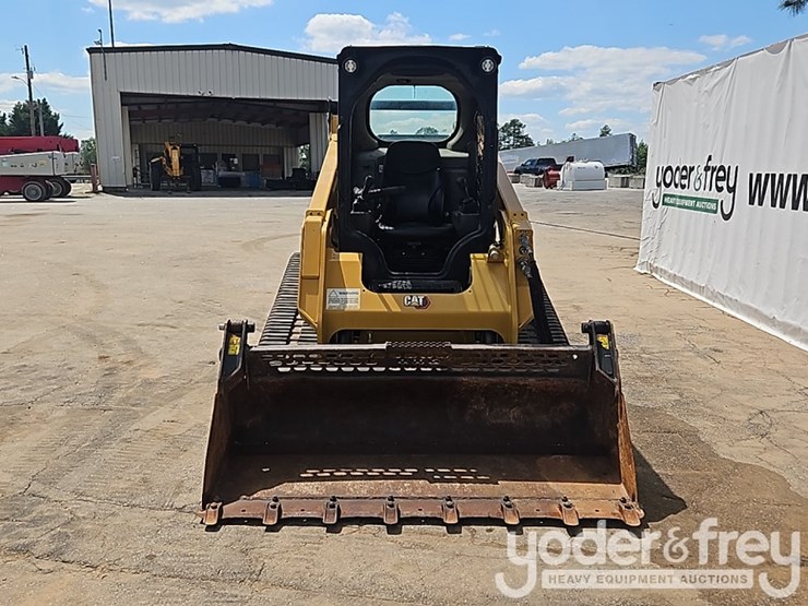 2023-caterpillar-259d3-image-8