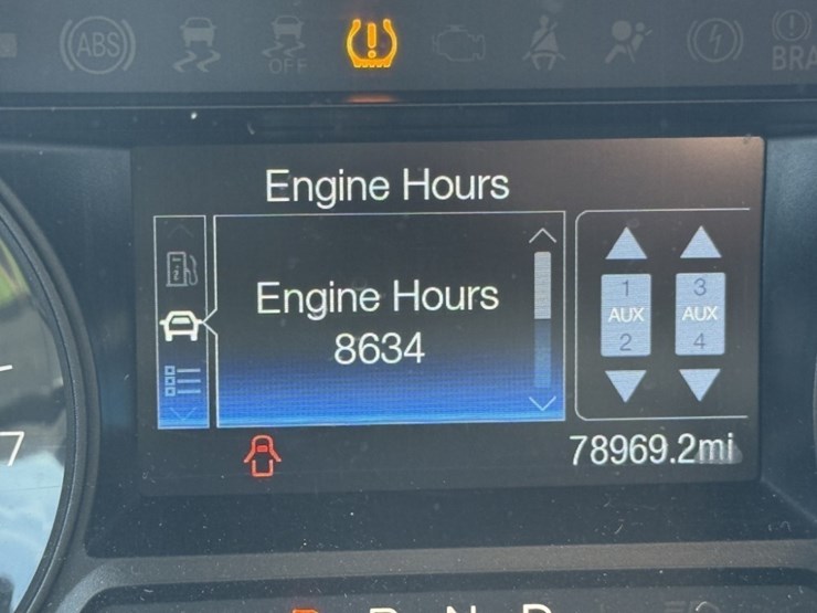 2018-ford-explorer-image-29