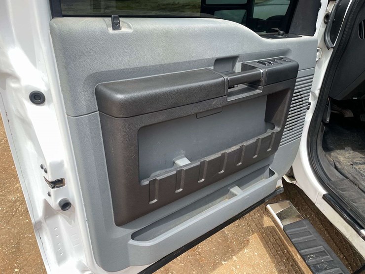 2015-ford-f350-image-9