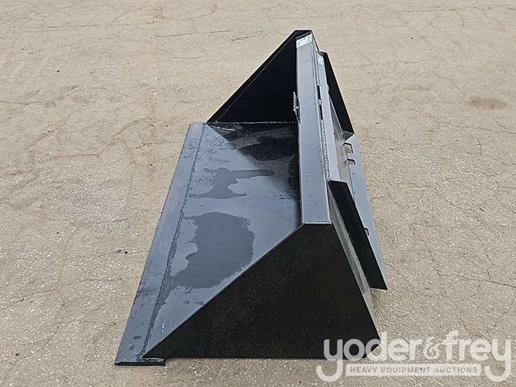 unused-66"-skidsteer-bucket-image-2