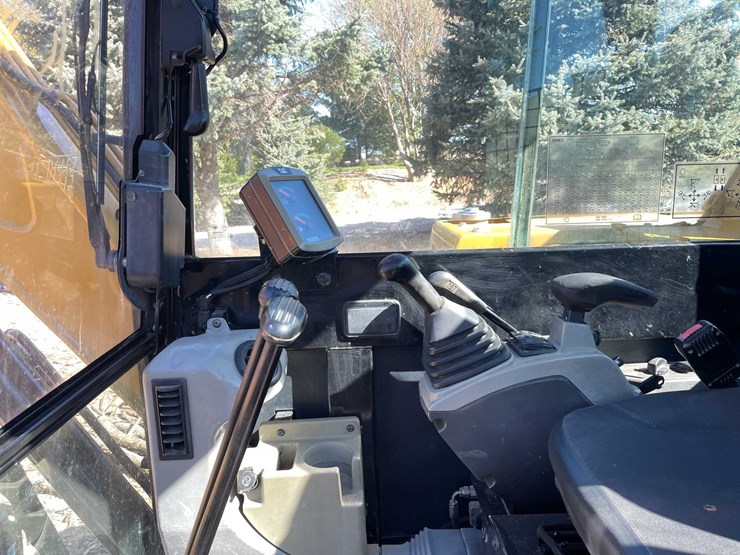 #6930-•-cat-306e2-excavator-image-56