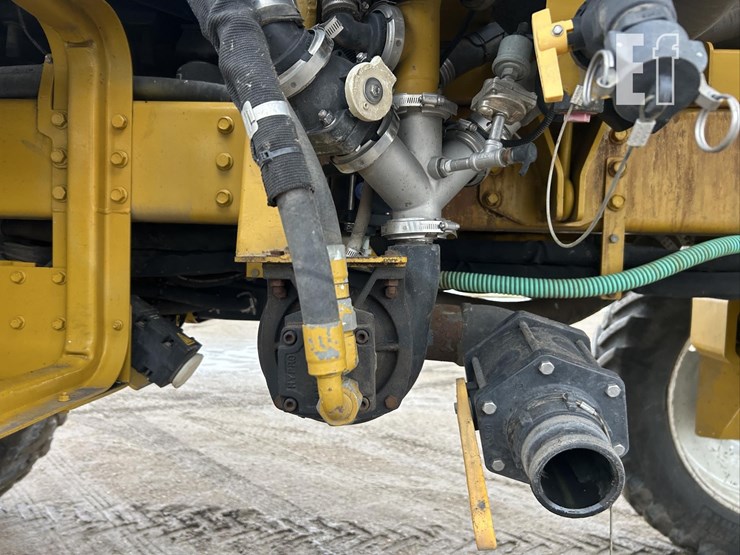 2009-ag-chem-rogator-ss1084-image-19