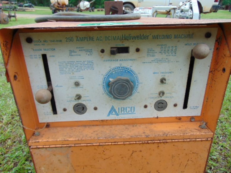 airco-220v-welder-image-3