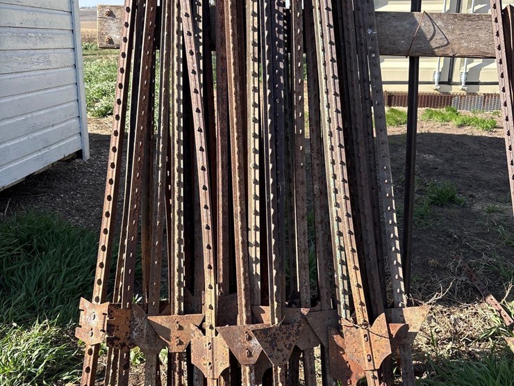 35-t-posts-image-1