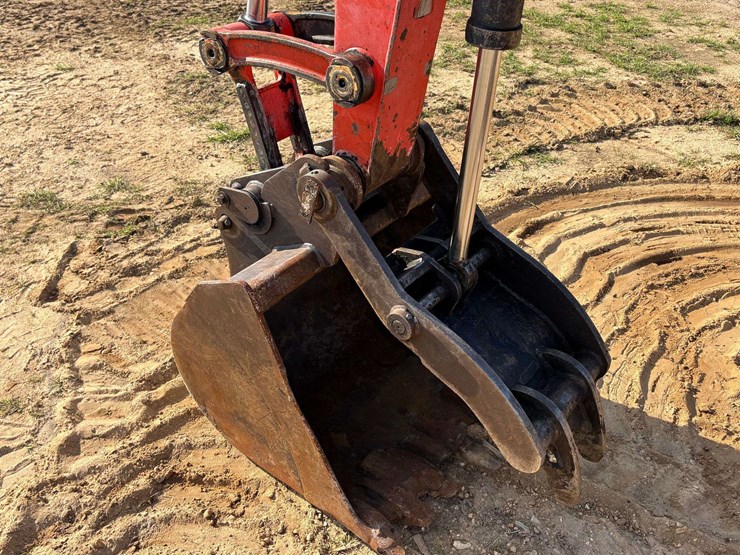2018-kubota-kx080-4-image-24