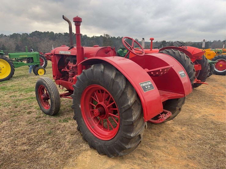 mccormick-deering-w-30-image-3