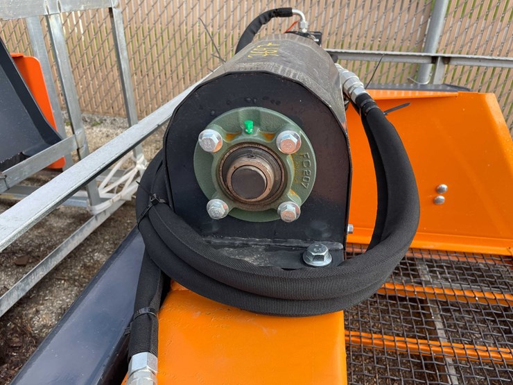 #9037-•-unused-arteer-skid-steer-72"-topsoil-screener-(o12)-image-18