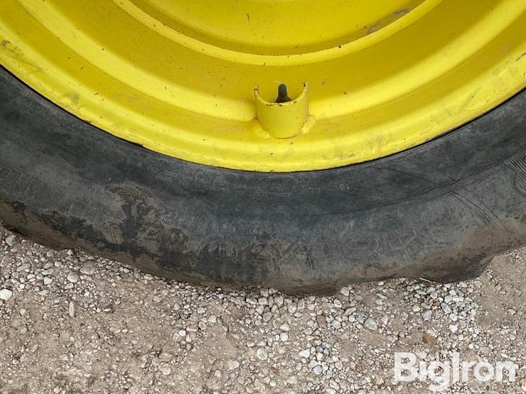 2002-john-deere-3400-image-20