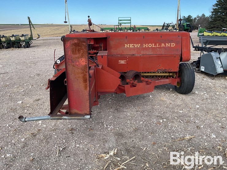new-holland-285-image-6