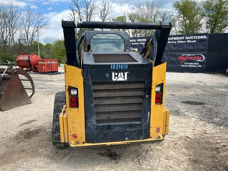 2015-caterpillar-299d-image-3