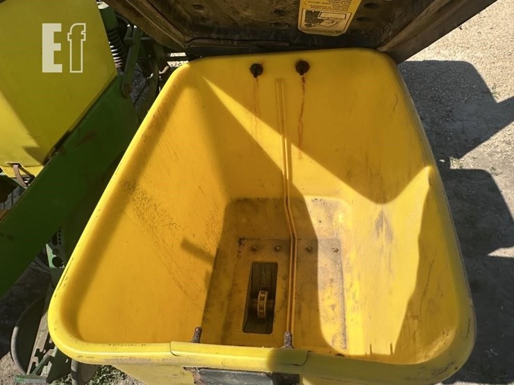 1996-john-deere-1750-image-12