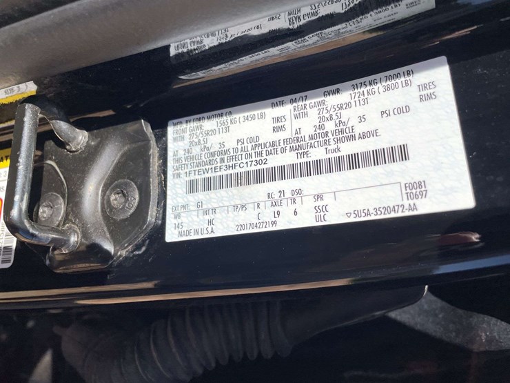 2017-ford-f150-image-24