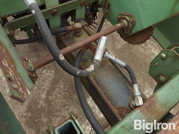 john-deere-7000-image-14