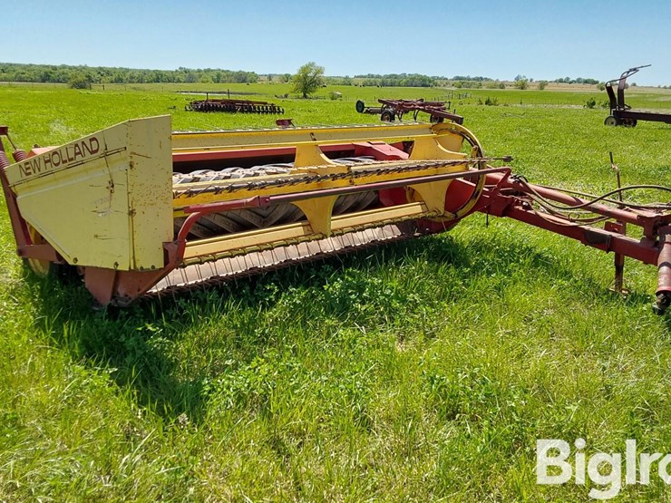 1982-new-holland-488-image-3