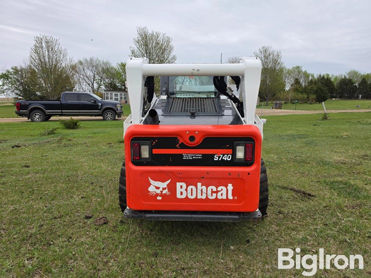 2022-bobcat-s740-image-6