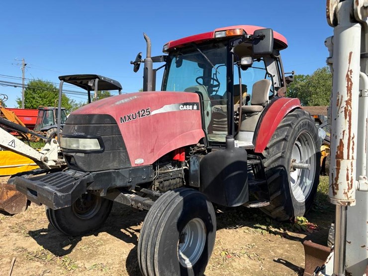 case-mxu125-tractor-image-2