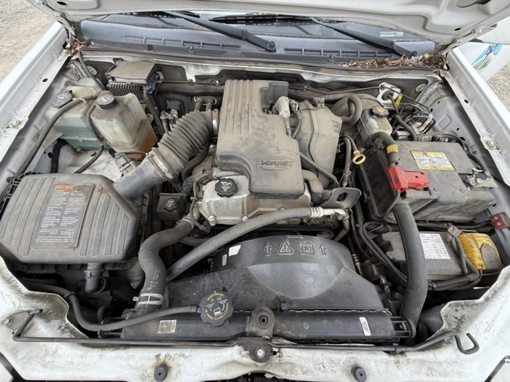 2012-chevrolet-colorado-image-15