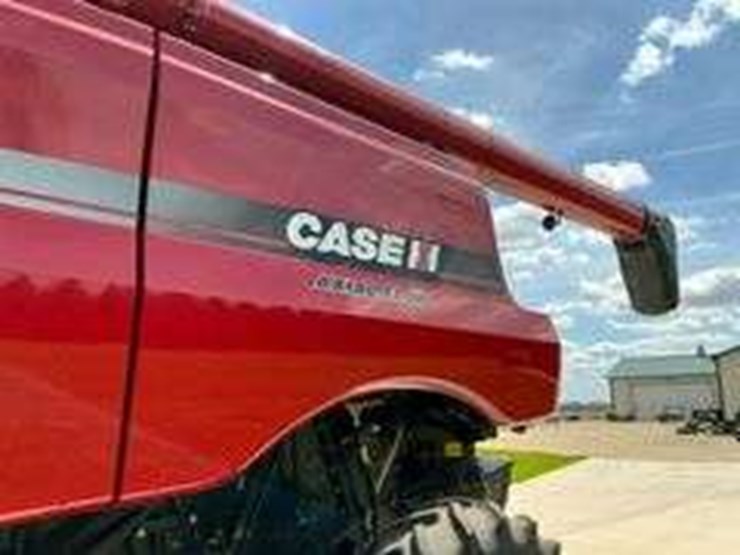 2012-case-ih-6130-image-6