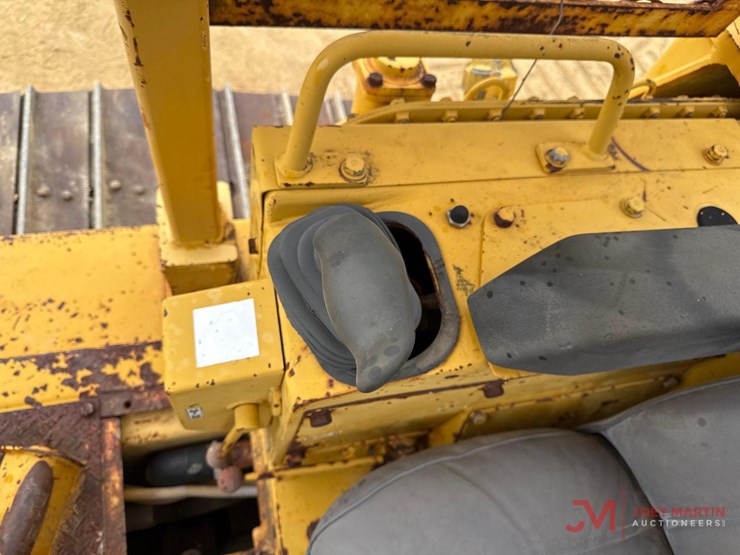 komatsu-d58p-1-image-15