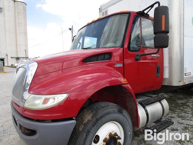 2013-international-durastar-4400-image-11