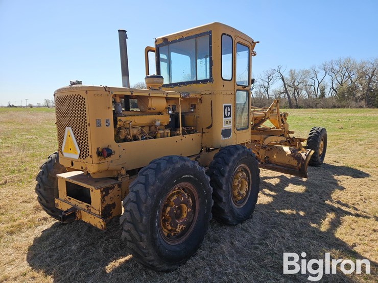 1964-caterpillar-120-image-5
