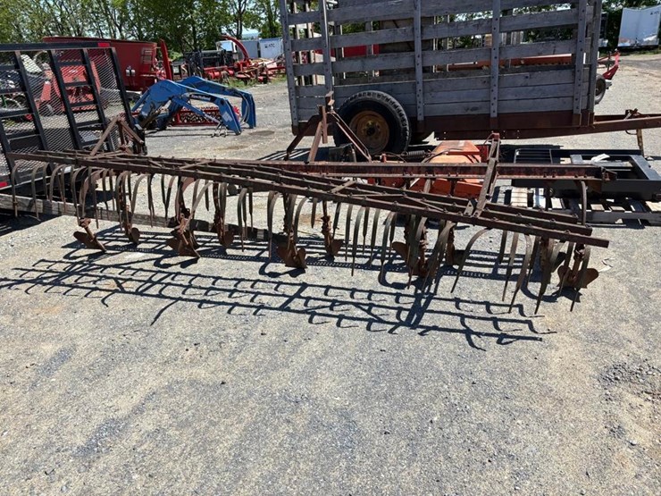 4-row-cultivator-image-1