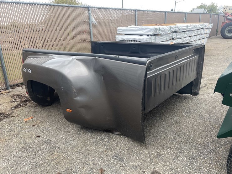 #9072-•-08-12-gmc-dually-box-(o6)-image-1
